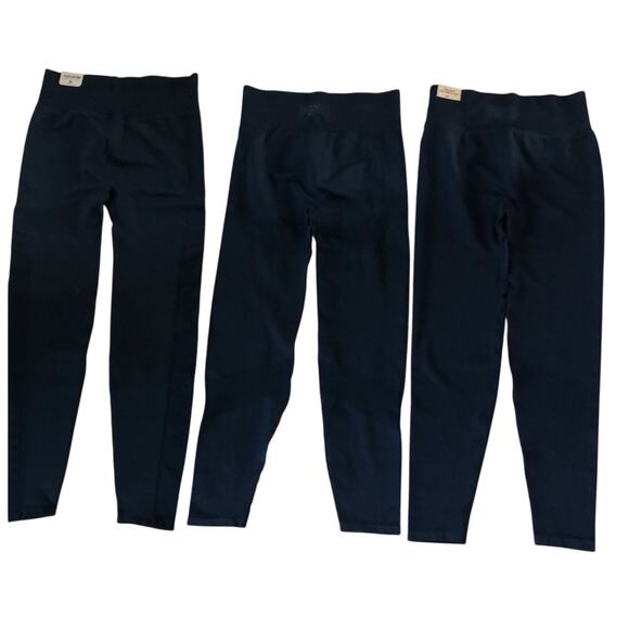 NWT 3 pairs of VS PINK SEAMLESS LEGGINGS ALL NEW WITH TAGS size medium - Picture 12 of 12